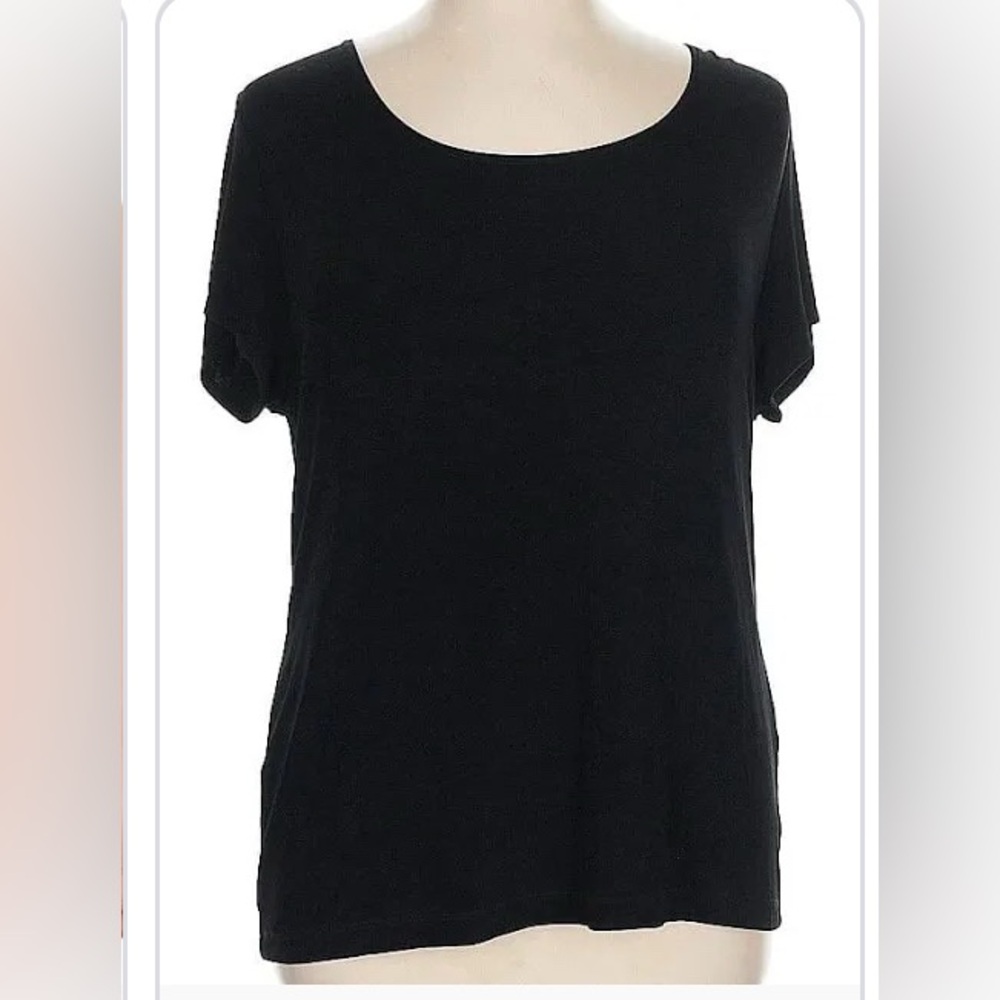 Traveler’s by Chico’s black scoop neck short sleeve tee shirt - size 2